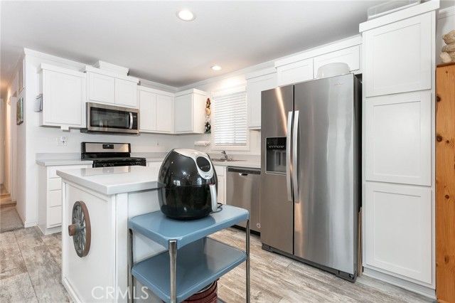 18 Portola, San Fernando, CA 91345