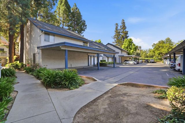 1028 Summermist Court, San Jose, CA 95122