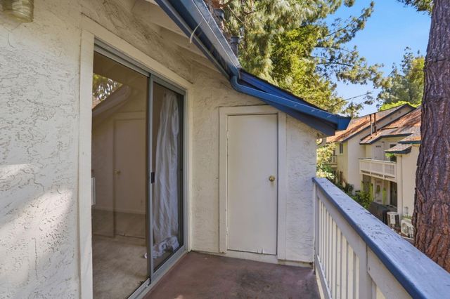 1028 Summermist Court, San Jose, CA 95122