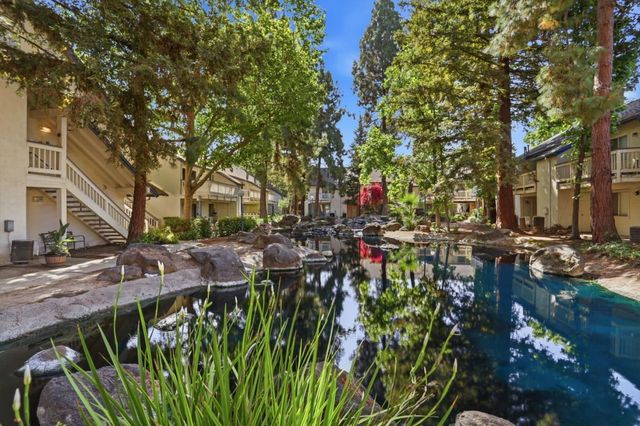 1028 Summermist Court, San Jose, CA 95122