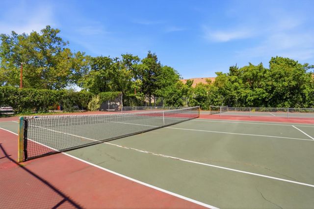 1028 Summermist Court, San Jose, CA 95122