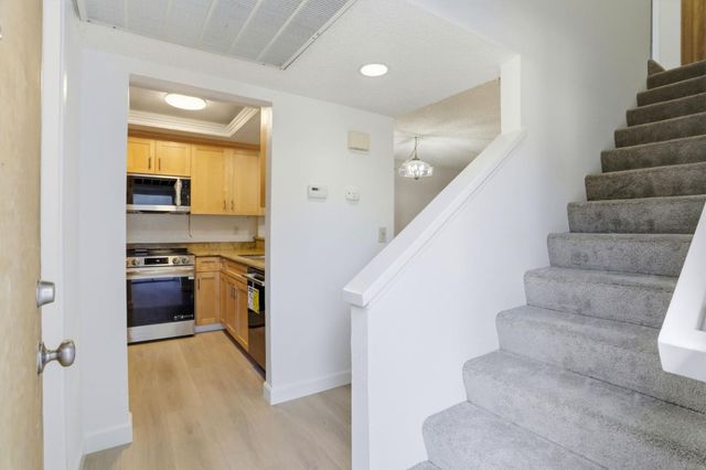 1028 Summermist Court, San Jose, CA 95122