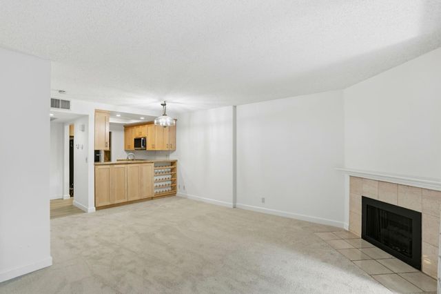 1028 Summermist Court, San Jose, CA 95122
