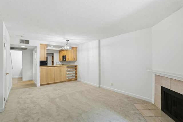 1028 Summermist Court, San Jose, CA 95122