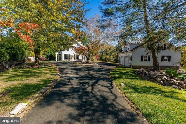 630 WASHINGTON LN, Jenkintown, PA 19046