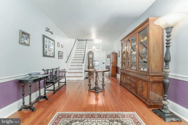 630 WASHINGTON LN, Jenkintown, PA 19046