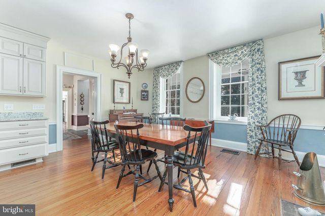 630 WASHINGTON LN, Jenkintown, PA 19046