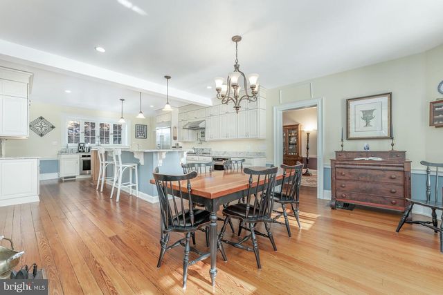 630 WASHINGTON LN, Jenkintown, PA 19046