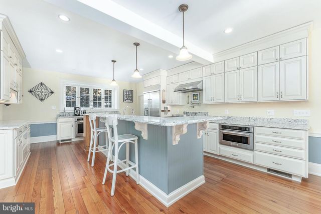 630 WASHINGTON LN, Jenkintown, PA 19046