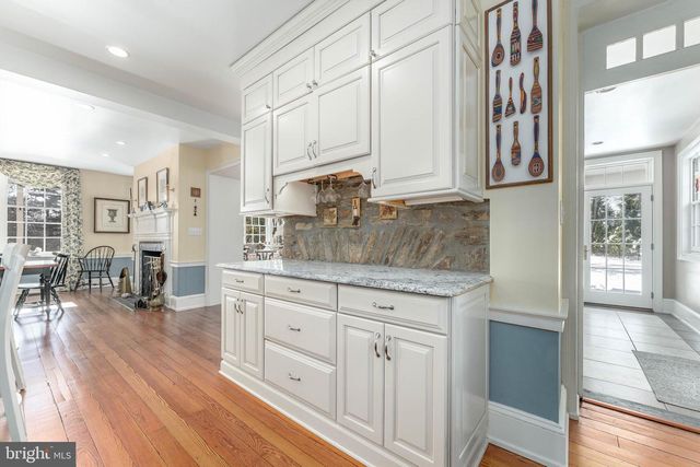 630 WASHINGTON LN, Jenkintown, PA 19046