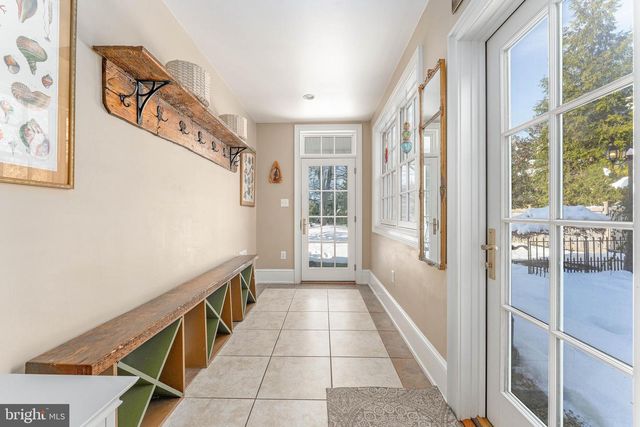 630 WASHINGTON LN, Jenkintown, PA 19046