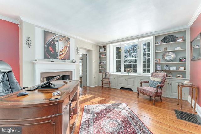 630 WASHINGTON LN, Jenkintown, PA 19046