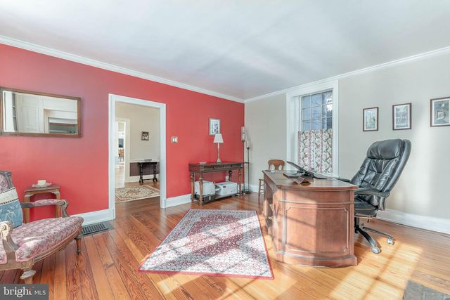 630 WASHINGTON LN, Jenkintown, PA 19046