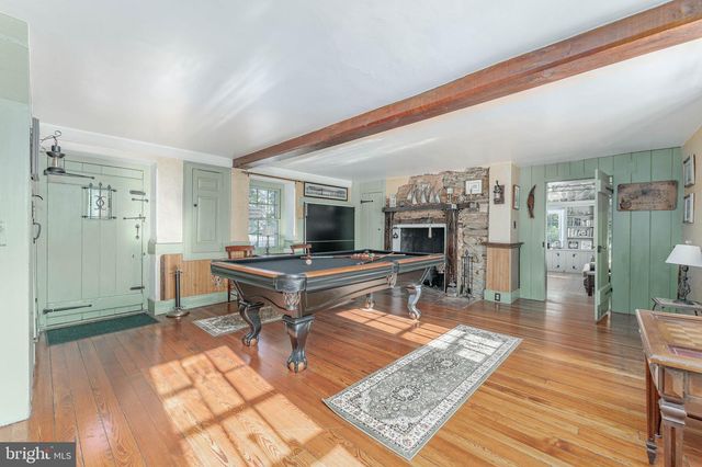 630 WASHINGTON LN, Jenkintown, PA 19046