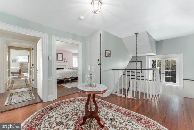 630 WASHINGTON LN, Jenkintown, PA 19046