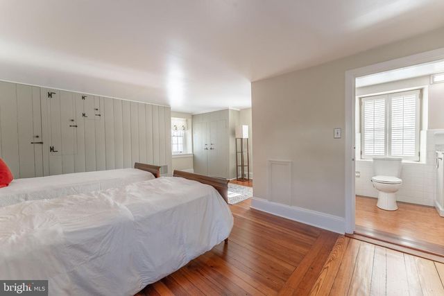 630 WASHINGTON LN, Jenkintown, PA 19046