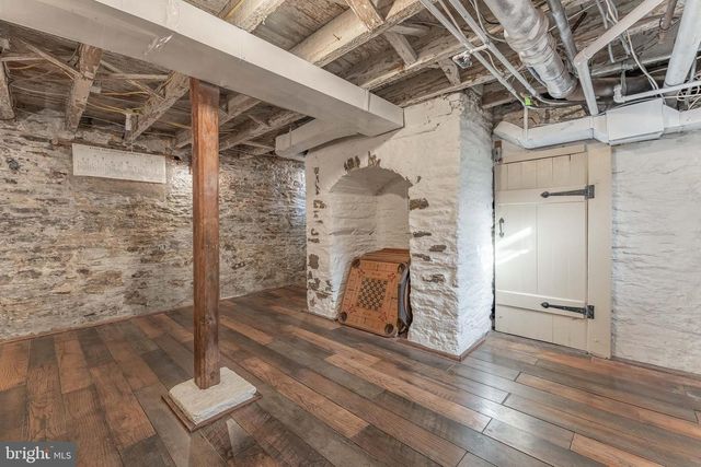 630 WASHINGTON LN, Jenkintown, PA 19046