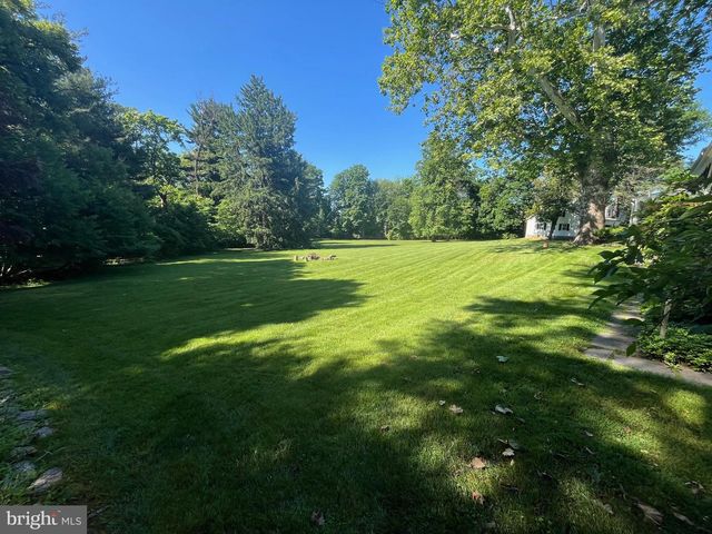 630 WASHINGTON LN, Jenkintown, PA 19046