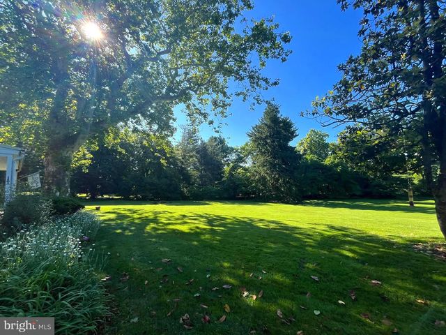 630 WASHINGTON LN, Jenkintown, PA 19046