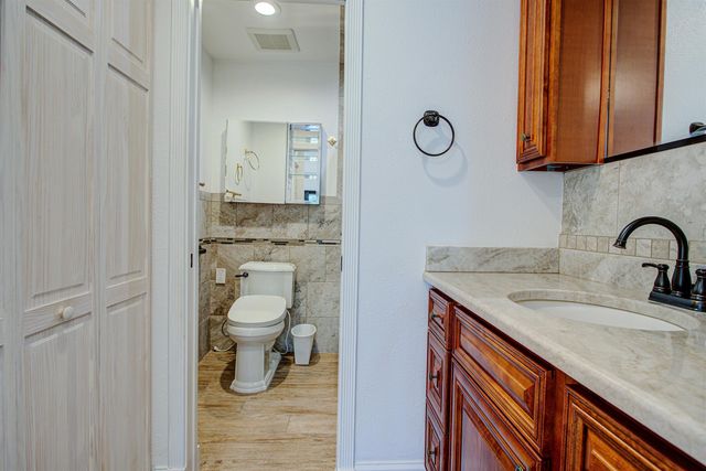 94 Village Del Prado Cir, St Augustine, FL 32080