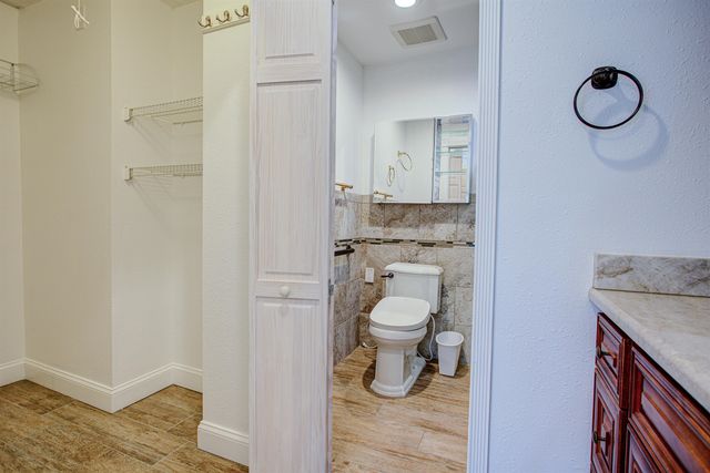 94 Village Del Prado Cir, St Augustine, FL 32080