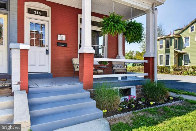 214 DUKE ST, Ephrata, PA 17522