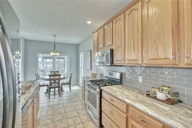 6128 Southbrook Drive, Ontario, NY 14519