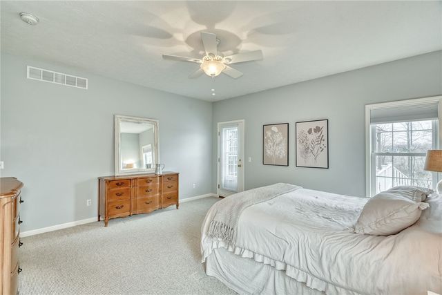 6128 Southbrook Drive, Ontario, NY 14519