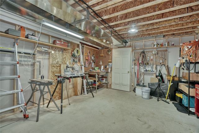 6128 Southbrook Drive, Ontario, NY 14519