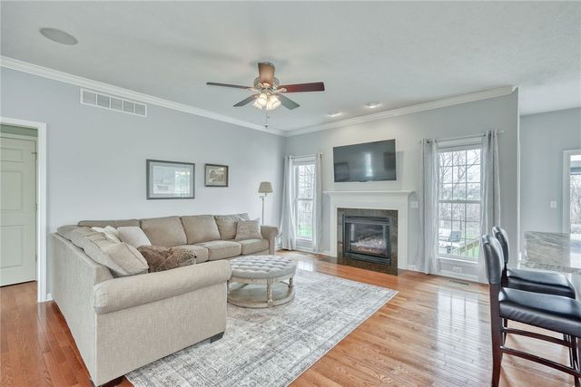 6128 Southbrook Drive, Ontario, NY 14519