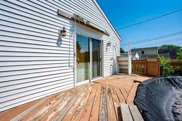 302 Knox Avenue, West Seneca, NY 14224