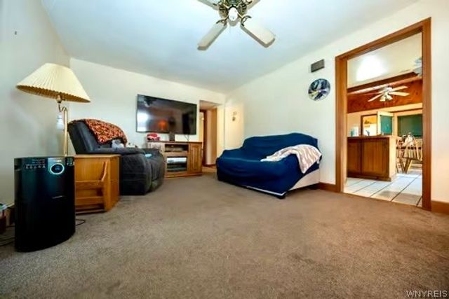 302 Knox Avenue, West Seneca, NY 14224