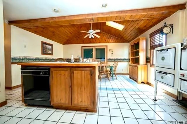 302 Knox Avenue, West Seneca, NY 14224