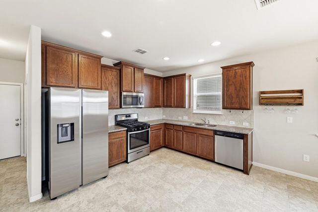 171 Vestral RD, Buda, TX 78610