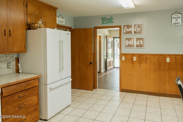 2806 Riverwood Road, New Iberia, LA 70560