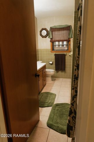 2806 Riverwood Road, New Iberia, LA 70560