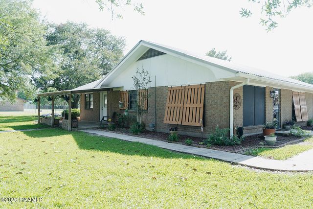 2806 Riverwood Road, New Iberia, LA 70560