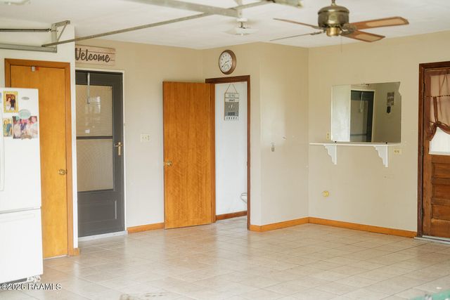 2806 Riverwood Road, New Iberia, LA 70560