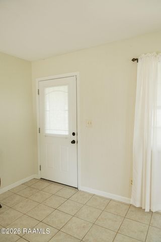 2806 Riverwood Road, New Iberia, LA 70560