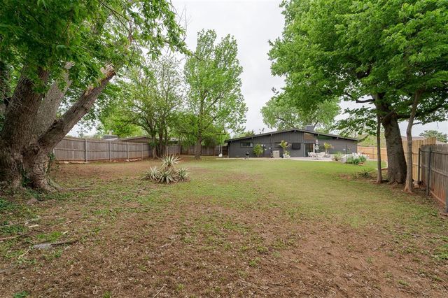 2704 NW 120th Terrace, Oklahoma City, OK 73120