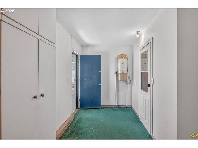 14579 Se PRIMROSE Ave, Milwaukie, OR 97267