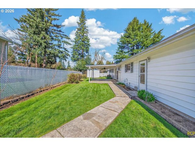 14579 Se PRIMROSE Ave, Milwaukie, OR 97267