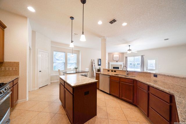 3311 Cameron Cv, San Antonio, TX 78253