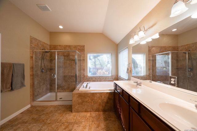 3311 Cameron Cv, San Antonio, TX 78253