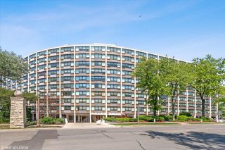 1630 Sheridan Road 9C, Wilmette, IL 60091