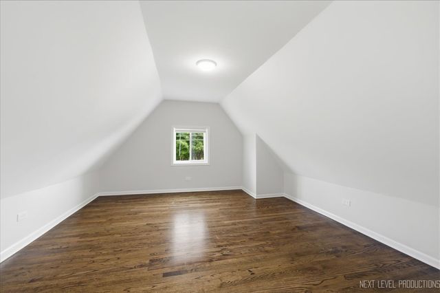 10155 Ivanhoe Avenue, Schiller Park, IL 60176
