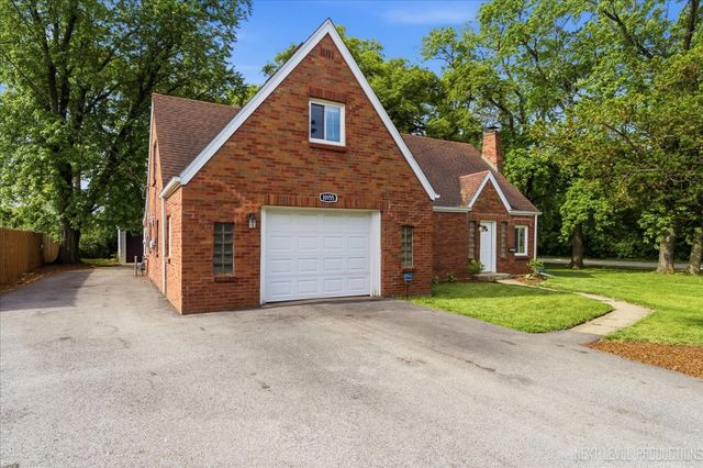 10155 Ivanhoe Avenue, Schiller Park, IL 60176