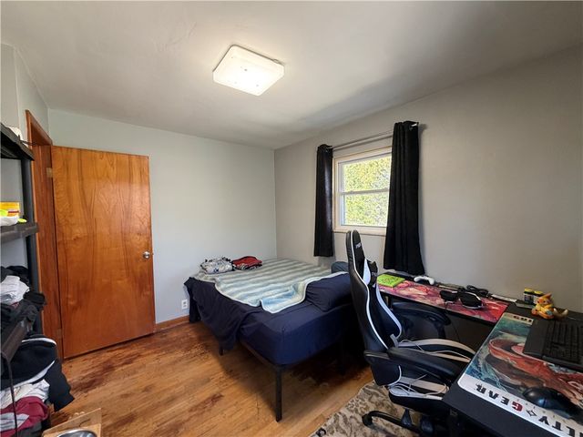 1051 S Lake Rd, Jefferson Twp, PA 16137