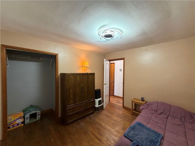 1051 S Lake Rd, Jefferson Twp, PA 16137