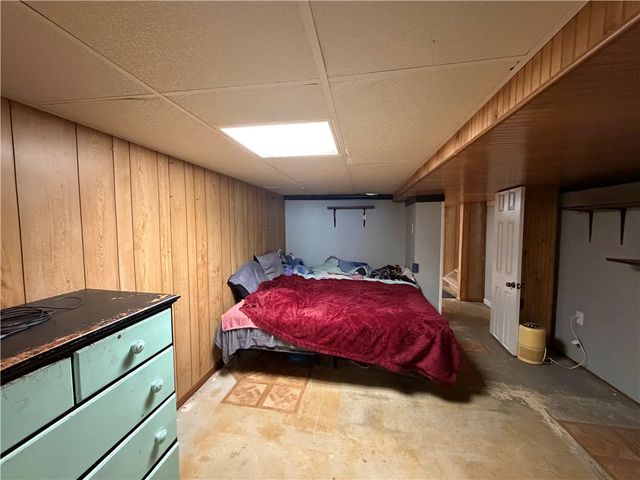 1051 S Lake Rd, Jefferson Twp, PA 16137